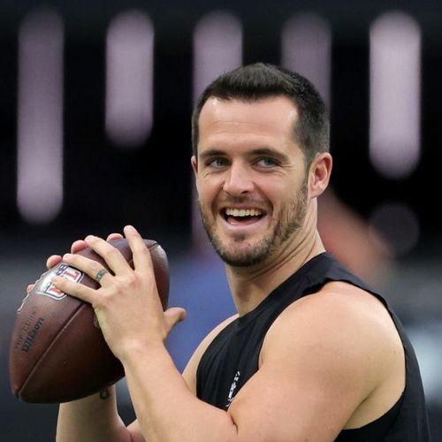 Derek Carr biography and more.